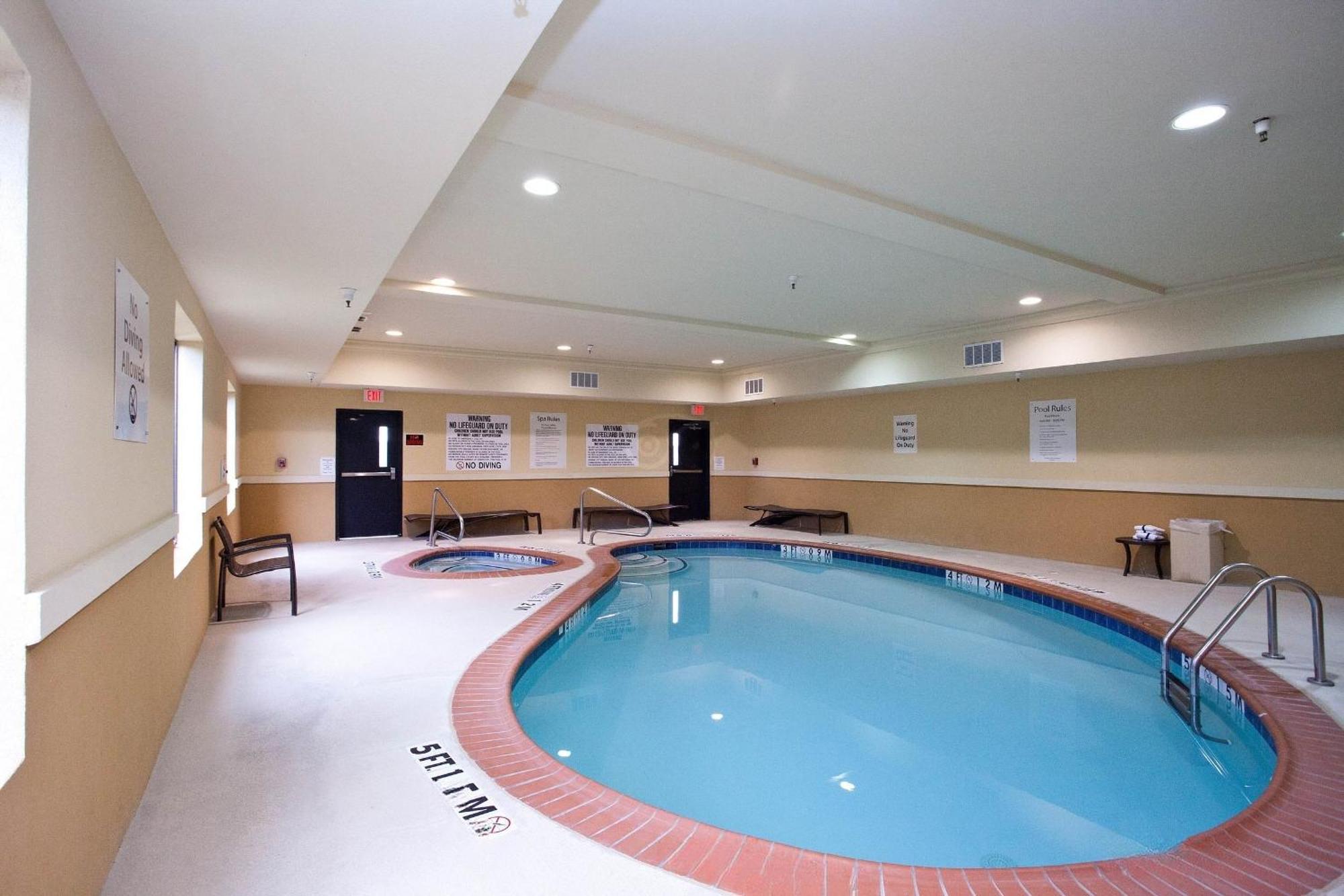Comfort Inn & Suites Dallas Medical-Market Center Luaran gambar