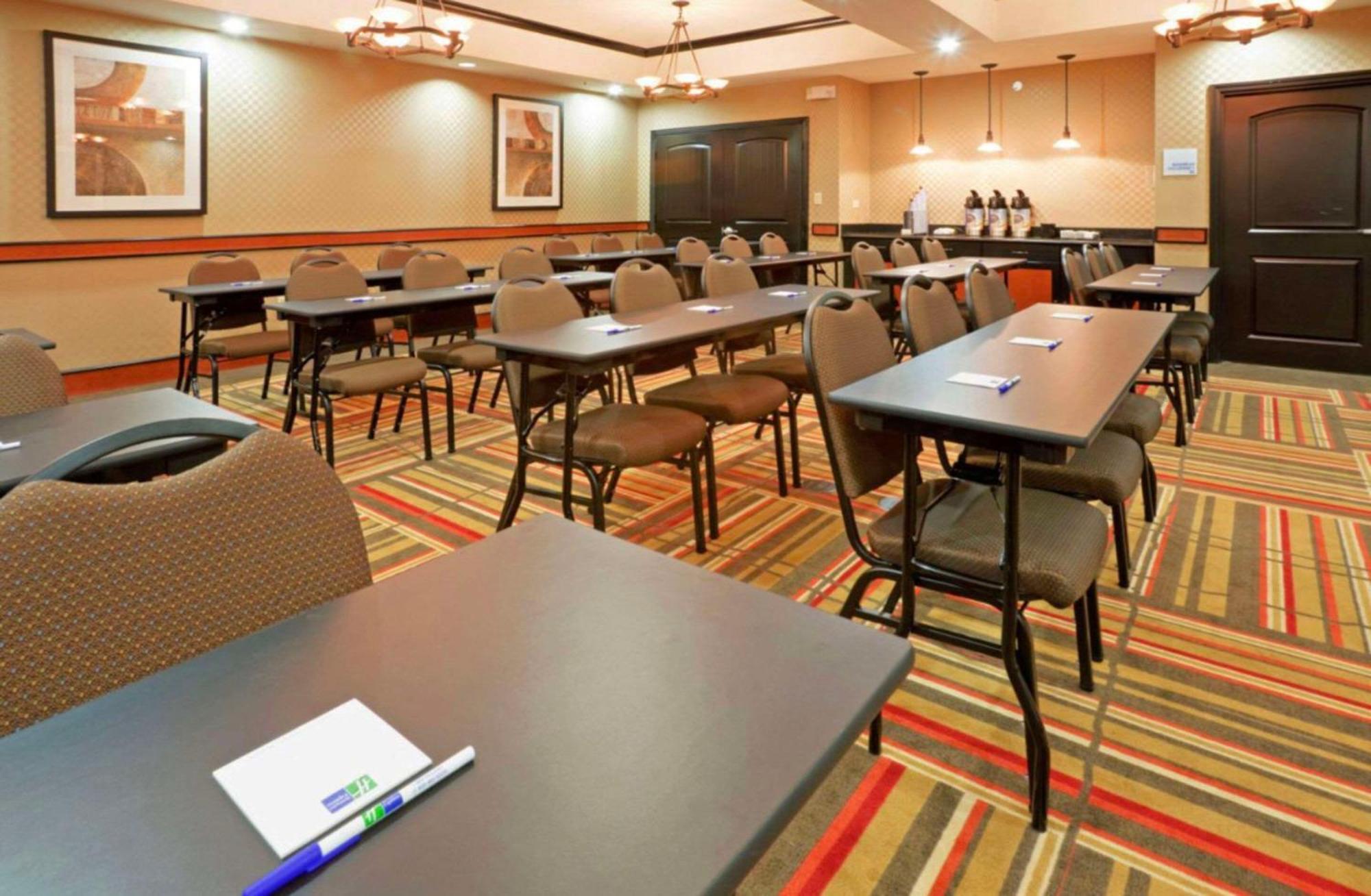 Comfort Inn & Suites Dallas Medical-Market Center Luaran gambar