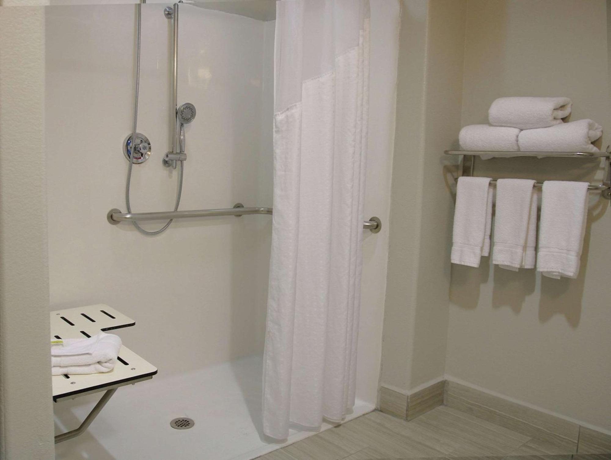 Comfort Inn & Suites Dallas Medical-Market Center Luaran gambar